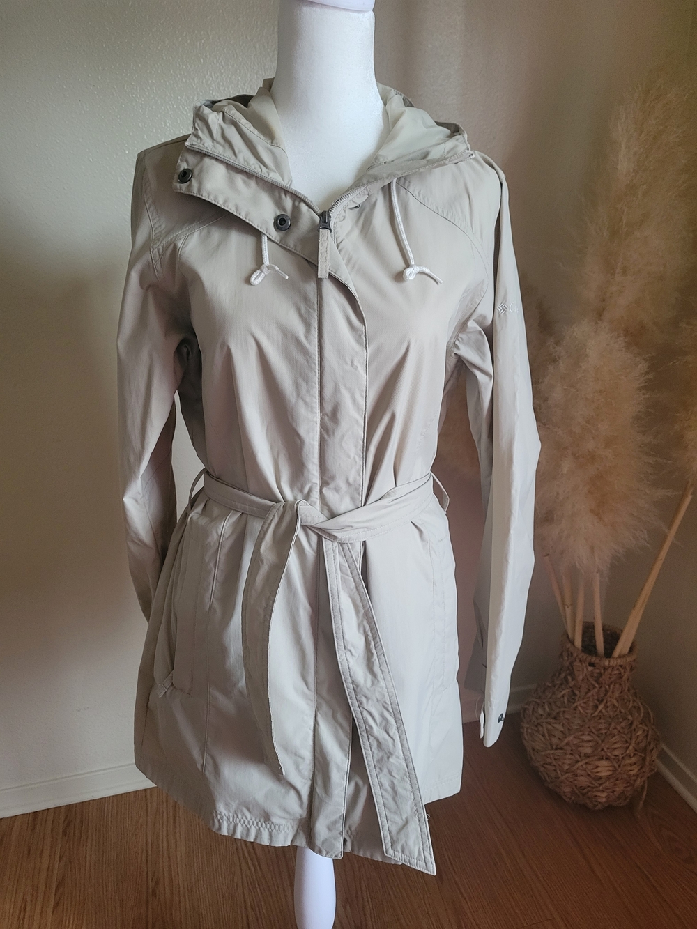Columbia Pardon My Trench Rain Jacket WOMEN Small Belted Lightweight Hood EUC